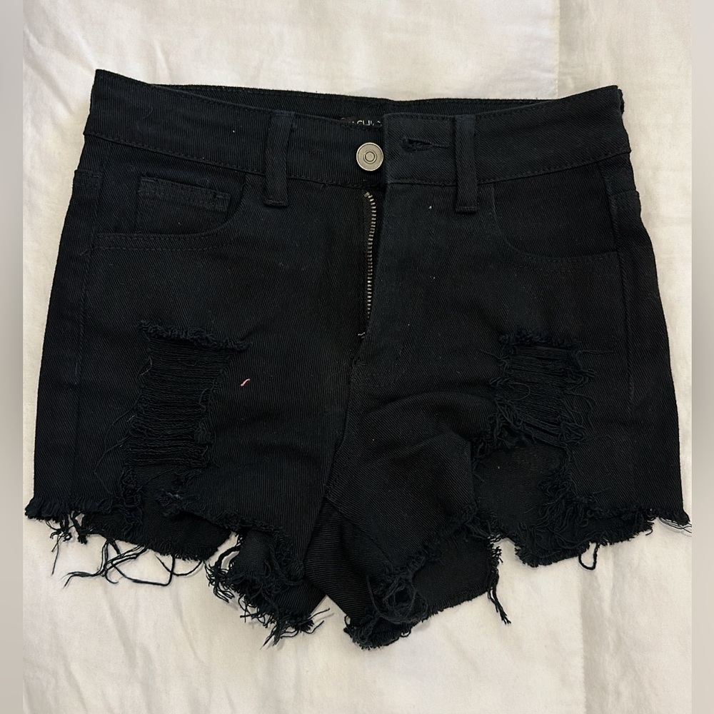 Fashionnova cutoff denim shorts